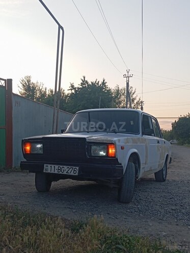 LADA (VAZ) 2107 1990, 90,000 km - 1.6 l - Füzuli