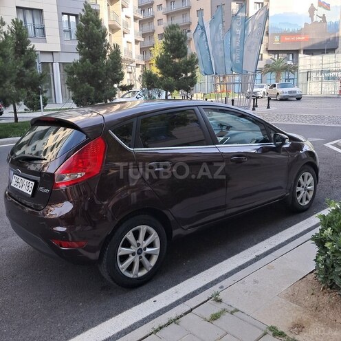 Ford Fiesta 2011, 162,000 km - 1.4 l - Bakı