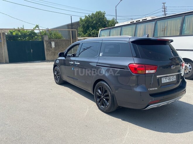 Kia Carnival 2014, 204,093 km - 2.2 l - Bakı
