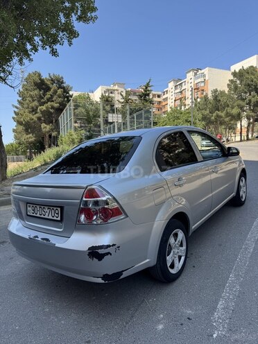 Chevrolet Aveo-14