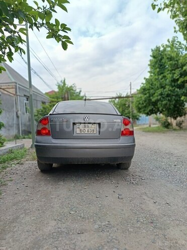 Volkswagen Passat 2004, 270,197 km - 1.8 l - Gəncə