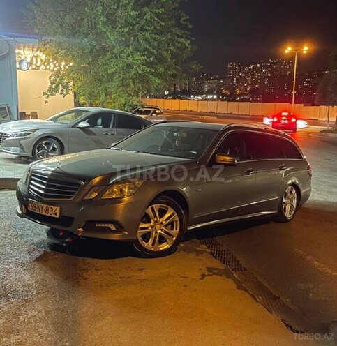 Mercedes E 200 d 2010, 225,660 km - 2.2 l - Bakı