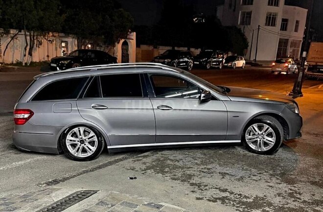 Mercedes E 200 d 2010, 225,660 km - 2.2 l - Bakı
