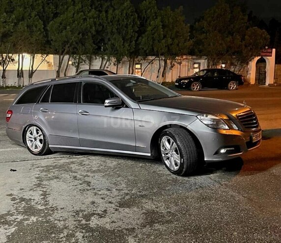 Mercedes E 200 d 2010, 225,660 km - 2.2 l - Bakı