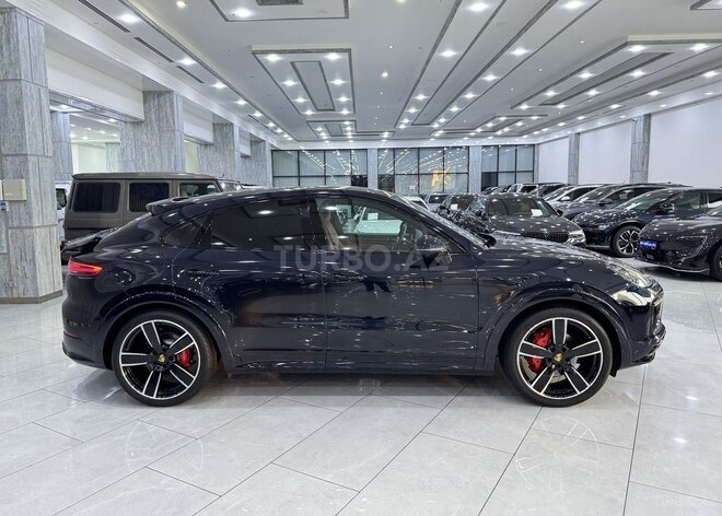 Porsche Cayenne Coupe-4