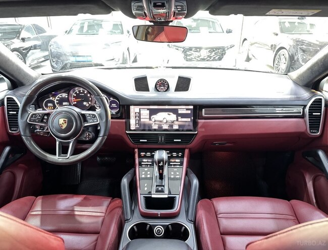 Porsche Cayenne Coupe-8