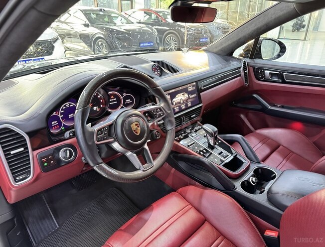 Porsche Cayenne Coupe-9