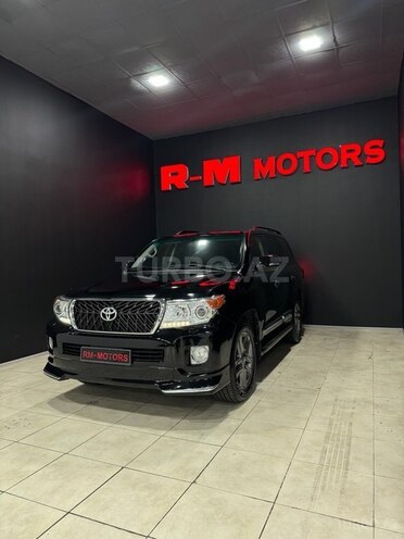 Toyota Land Cruiser-3