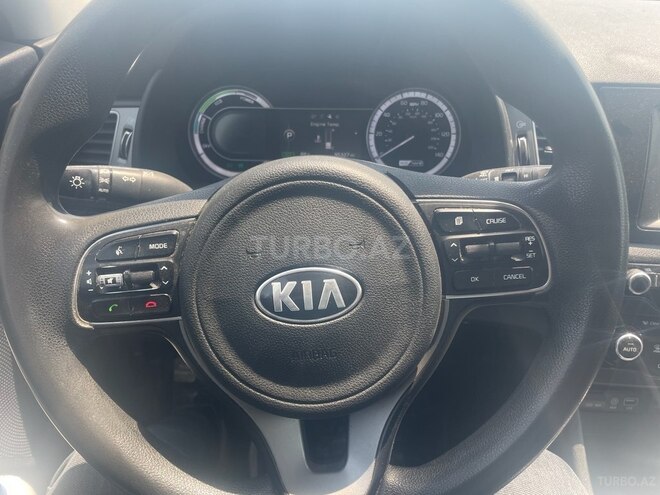 Kia Niro 2017, 95,000 km - 1.6 л - Bakı