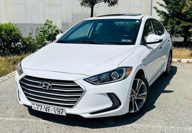 Hyundai Elantra-9