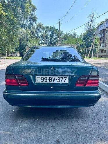 Mercedes E 220 d 2001, 321,359 km - 2.2 l - Mingəçevir
