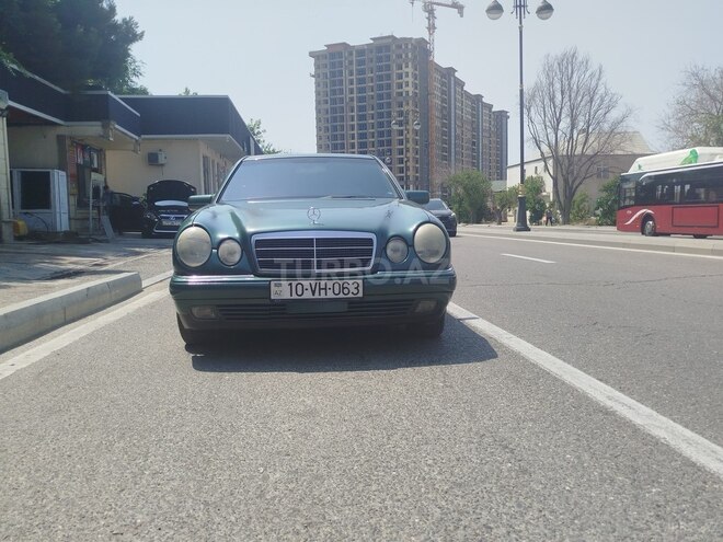 Mercedes E 200 1996, 389,000 km - 2.0 l - Bakı