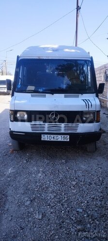 Mercedes 208 D 1987, 100,000 km - 2.5 л - Bakı