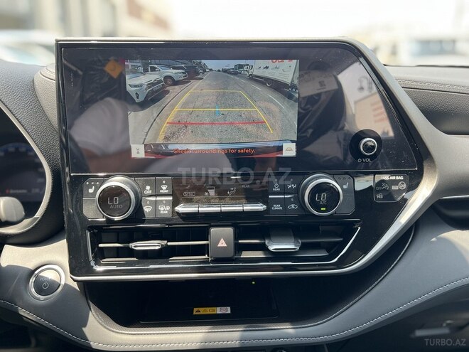 Toyota Highlander-13