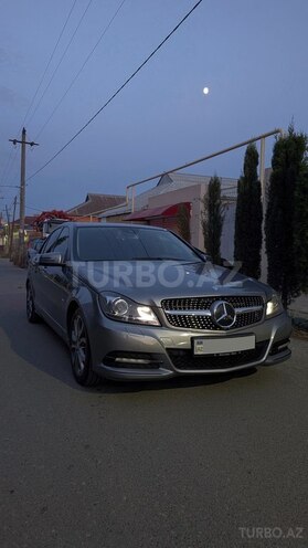 Mercedes C 220 d 2012, 240,000 km - 2.2 l - Bakı