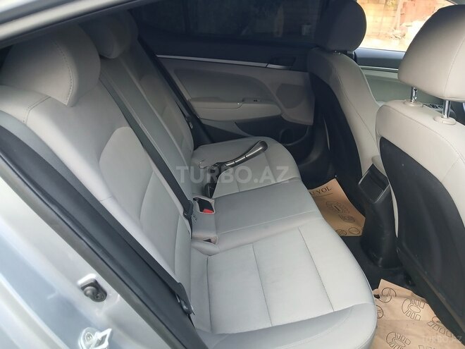 Hyundai Elantra 2016, 143,170 km - 2.0 l - Bakı