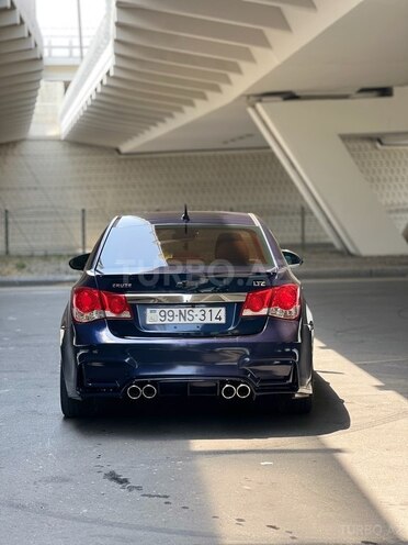Chevrolet Cruze 2011, 285,730 km - 1.4 л - Bakı