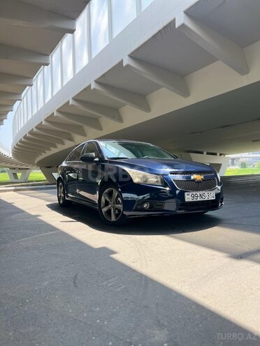 Chevrolet Cruze 2011, 285,730 km - 1.4 л - Bakı