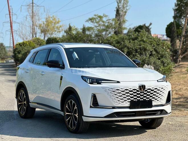 Changan CS 55 Plus 2025, 0 km - 1.5 l - Bakı