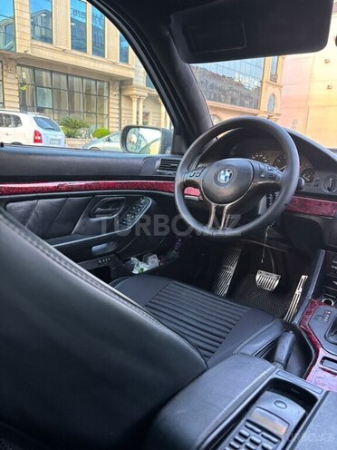 BMW 530 2002, 260,000 km - 3.0 л - Bakı