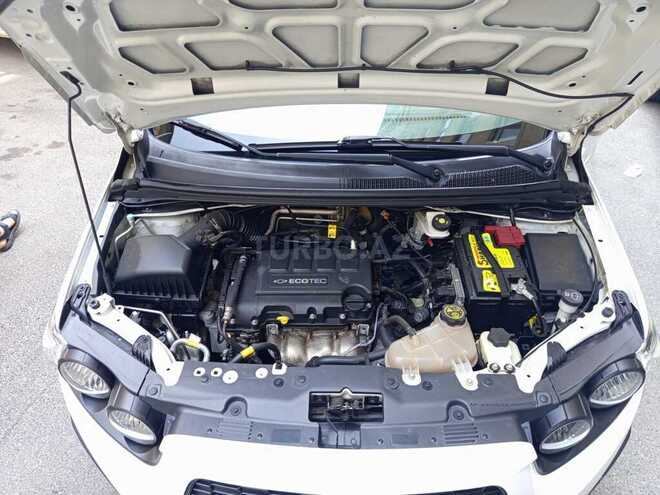 Chevrolet Aveo-9