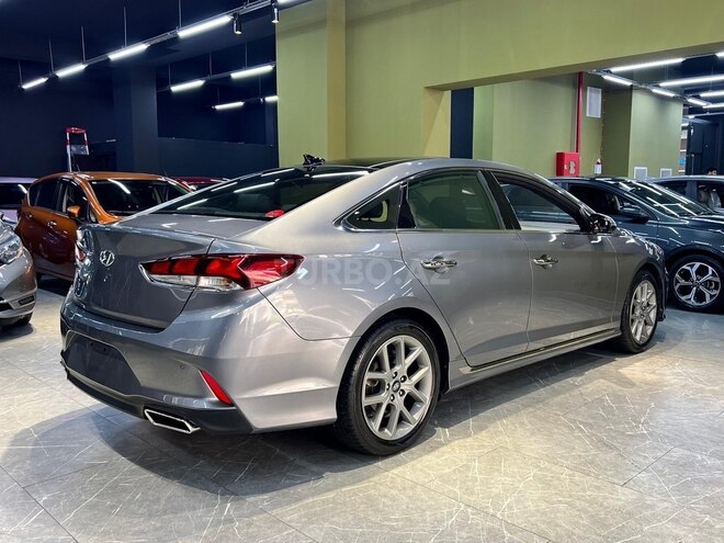 Hyundai Sonata-7