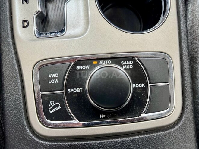 Jeep Grand Cherokee-20