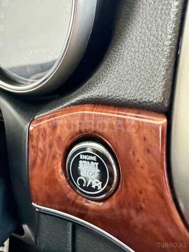 Jeep Grand Cherokee-25