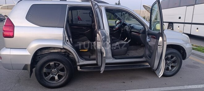 Toyota Land Cruiser Prado 2005, 243,000 km - 2.7 л - Bakı