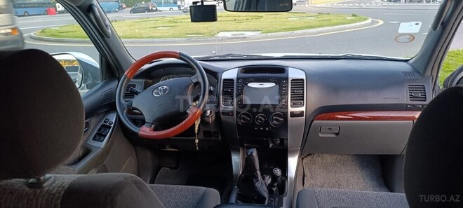 Toyota Land Cruiser Prado 2005, 243,000 km - 2.7 л - Bakı