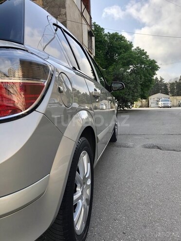 Opel Astra 2009, 226,500 km - 1.4 l - Bakı