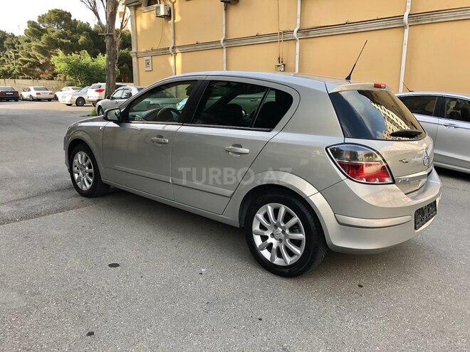 Opel Astra 2009, 226,500 km - 1.4 l - Bakı