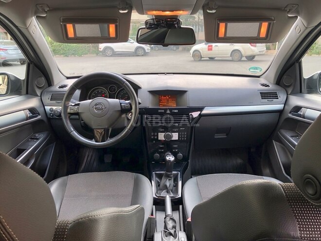 Opel Astra 2009, 226,500 km - 1.4 l - Bakı