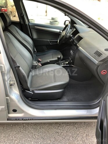 Opel Astra 2009, 226,500 km - 1.4 l - Bakı