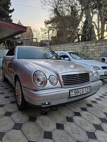 Mercedes E 230 1997, 277,800 km - 2.3 l - Bakı