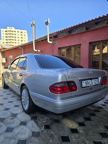 Mercedes E 230 1997, 277,800 km - 2.3 l - Bakı