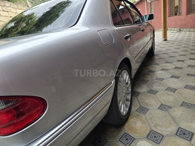 Mercedes E 230 1997, 277,800 km - 2.3 l - Bakı