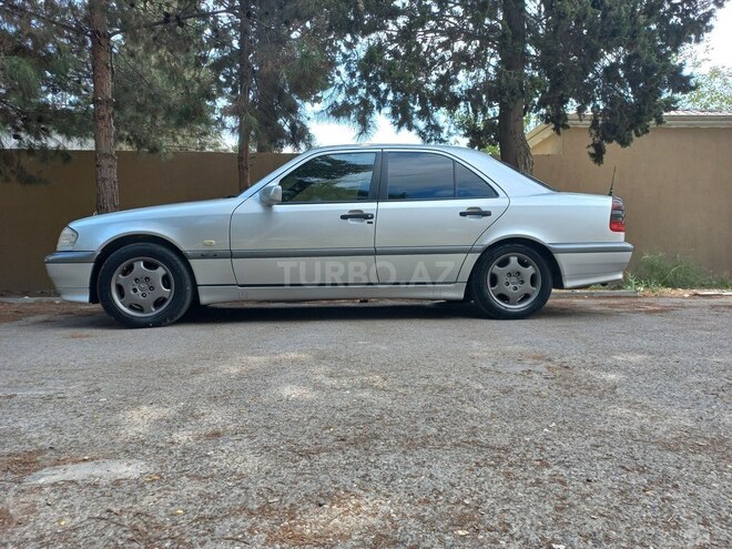 Mercedes C 180 2000, 345,000 km - 1.8 l - Bakı
