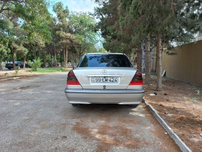 Mercedes C 180 2000, 345,000 km - 1.8 l - Bakı
