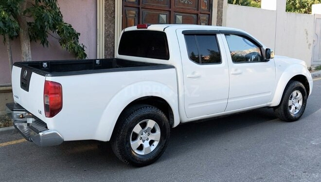 Nissan Navara 2014, 320,150 km - 2.5 l - Bakı