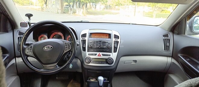 Kia Ceed 2008, 252,000 km - 2.0 л - Oğuz