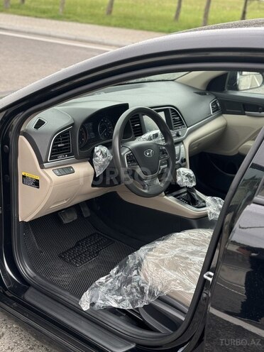 Hyundai Elantra 2016, 95,000 km - 2.0 l - Bakı