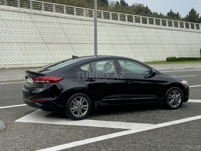 Hyundai Elantra 2016, 95,000 km - 2.0 l - Bakı