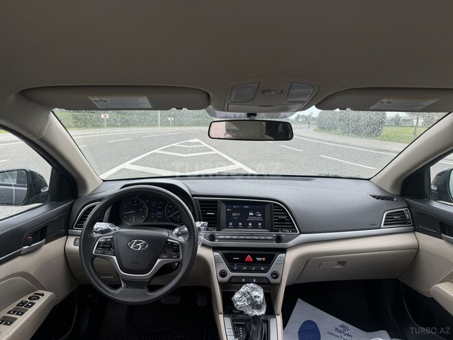 Hyundai Elantra 2016, 95,000 km - 2.0 l - Bakı