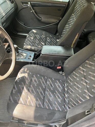 Mercedes C 220 1999, 232,981 km - 2.2 l - Bakı