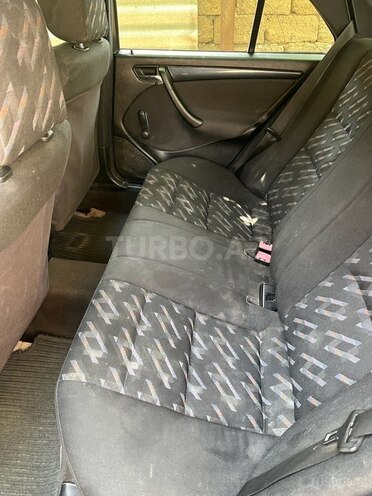 Mercedes C 220 1999, 232,981 km - 2.2 l - Bakı