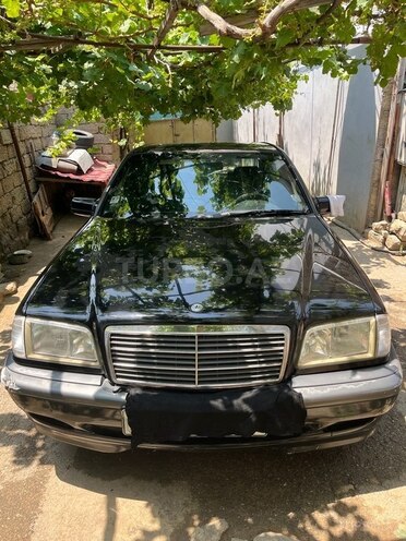 Mercedes C 220 1999, 232,981 km - 2.2 l - Bakı