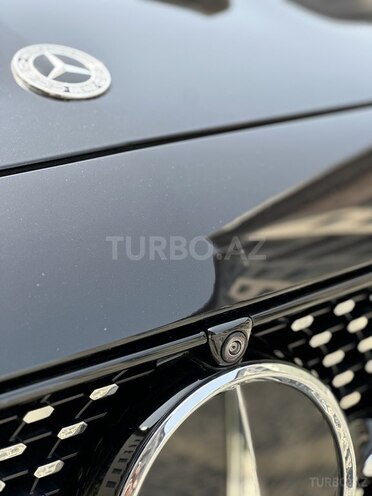 Mercedes E 300 e-10