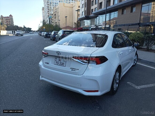 Toyota Corolla 2024, 20,000 km - 1.8 l - Bakı