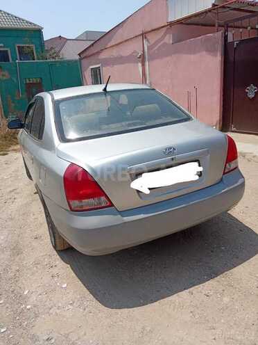 Hyundai Elantra 2001, 300,000 km - 2.0 l - Bakı